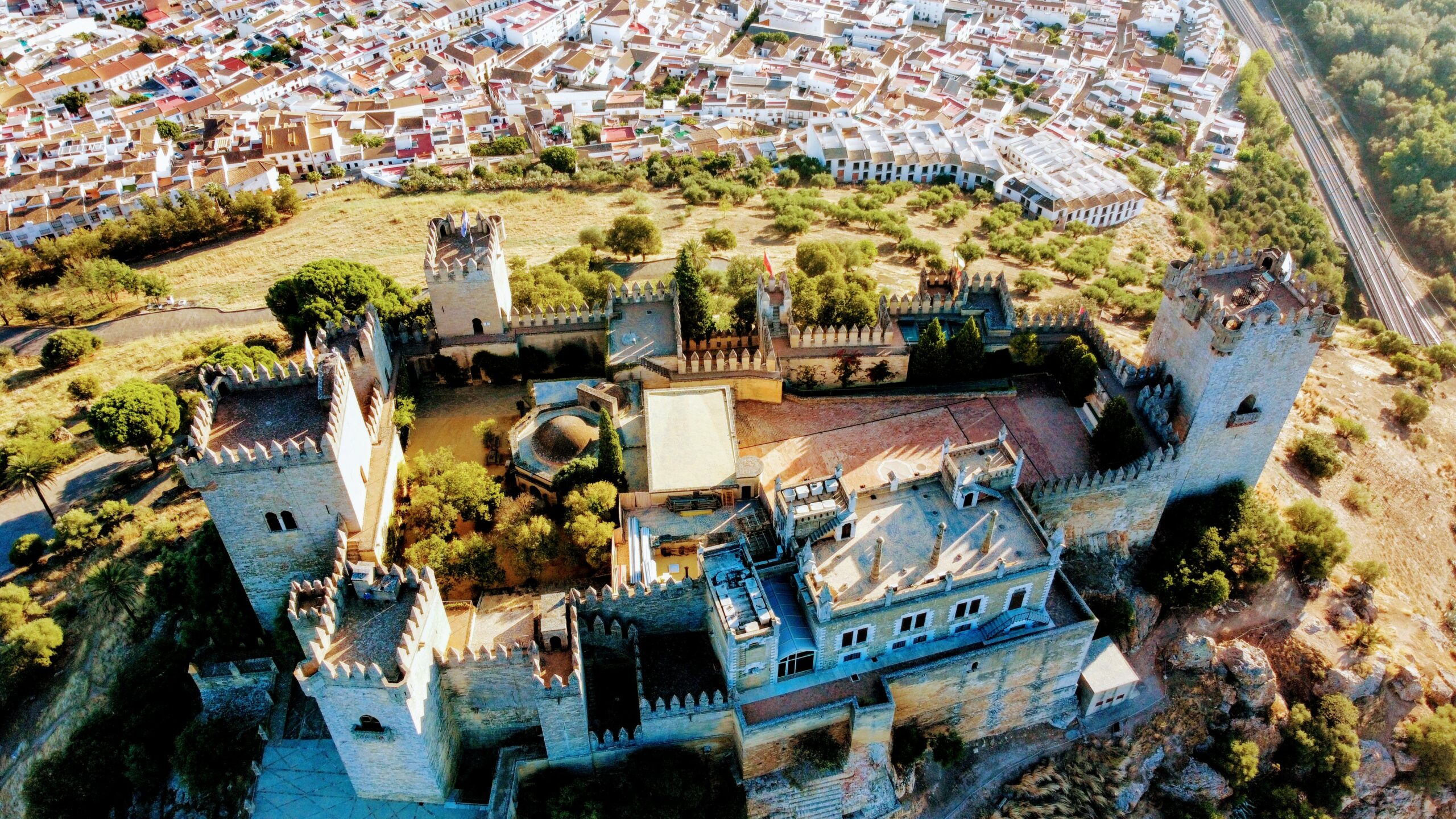 national-geographic-articulo-castillo-almodovar